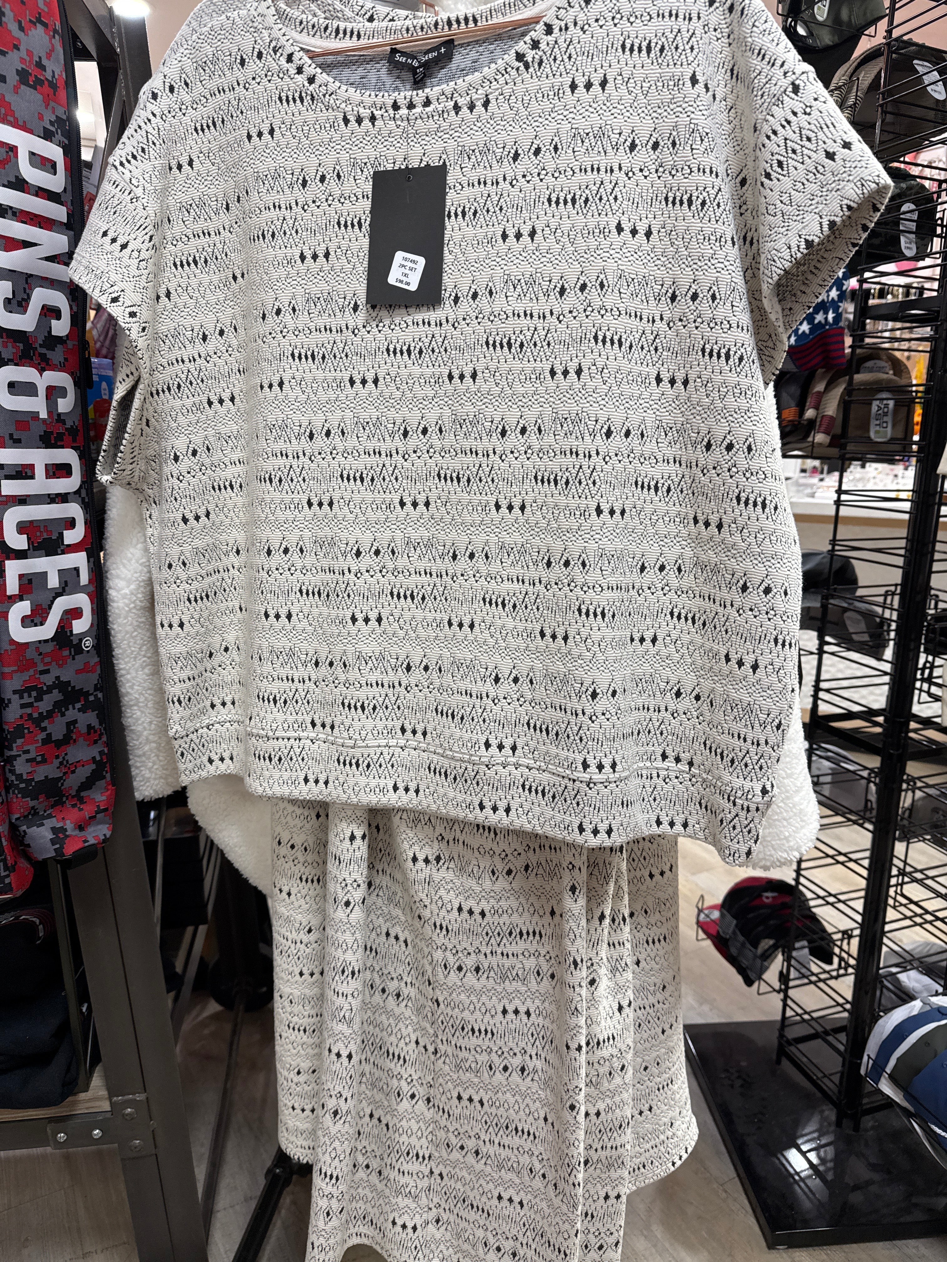 CREAM/GREY JACQUARD TEXTURED PANT SET