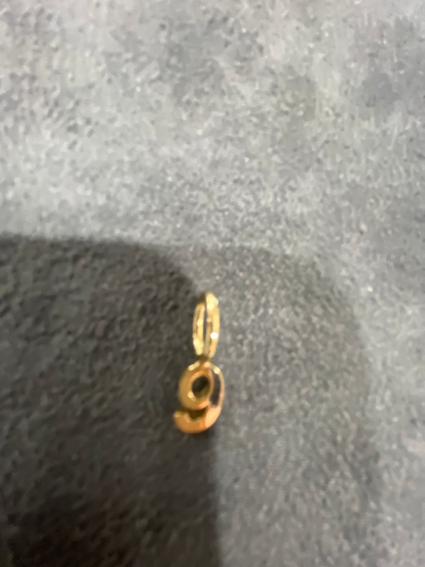 SIS KISS NUMBER CHARMS
