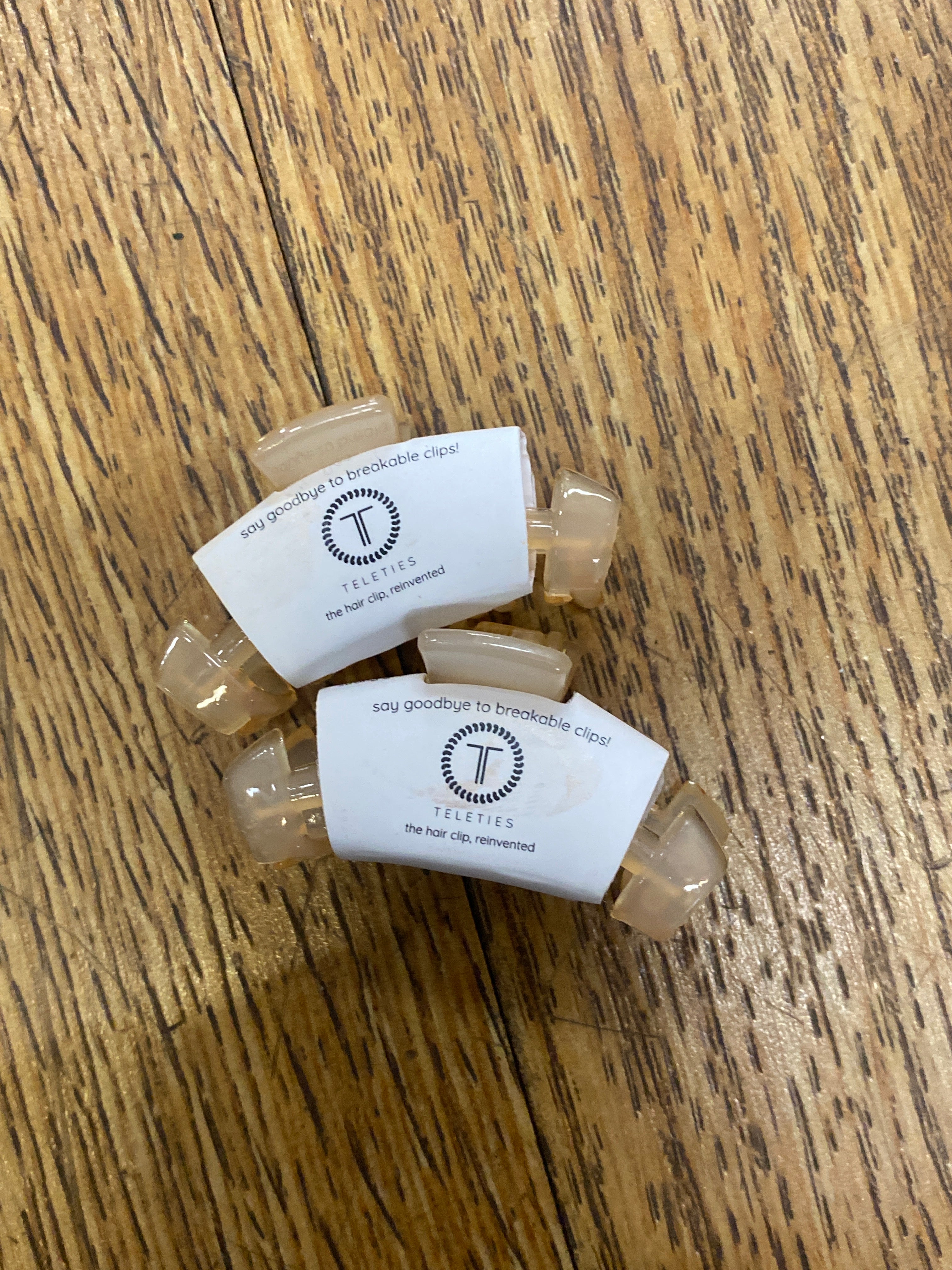 TELETIES HAIR CLIP - TINY - ALMOND BEIGE