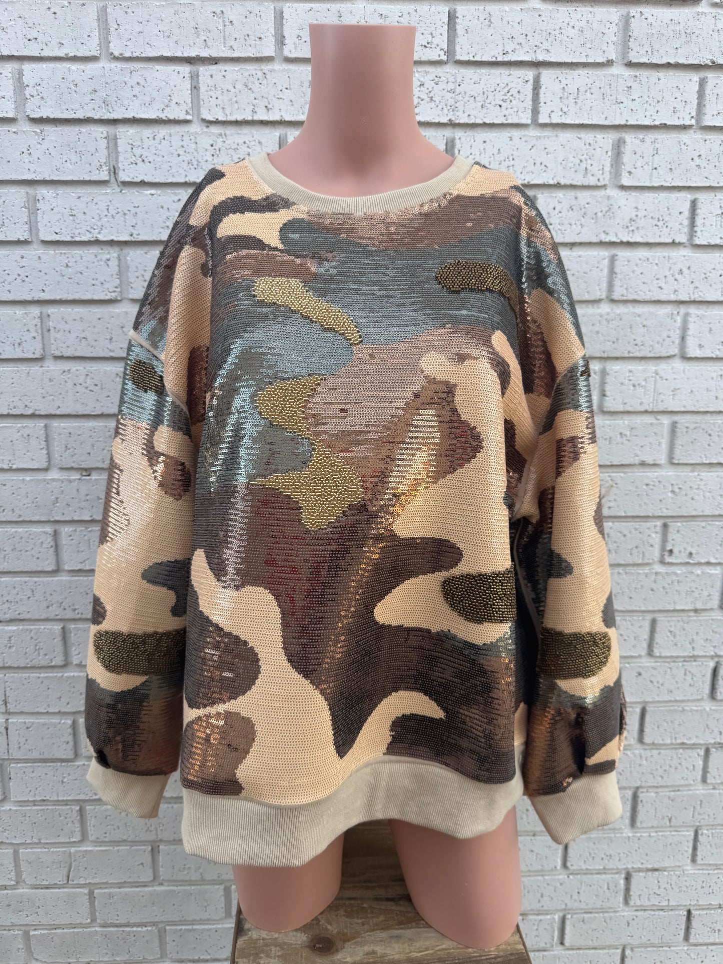 GREEN FULL SEQUIN CAMO SWEATSHIRT