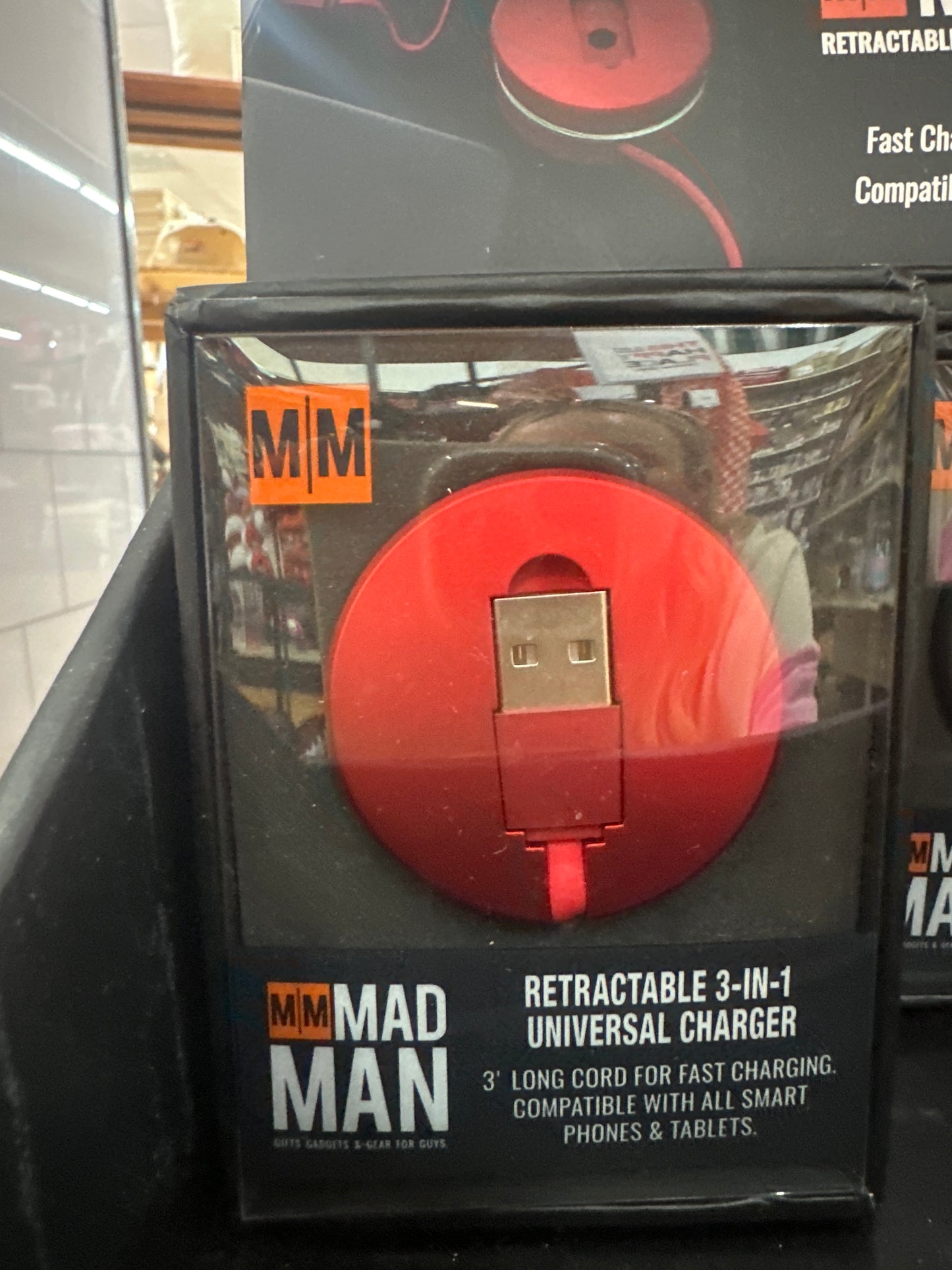 RETRACTABLE 3-IN-1 CHARGER - RED