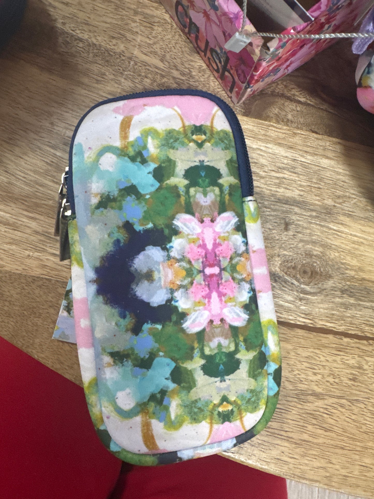 SUNGLASS CASE - LAURA PARK - NANTUCKET BLOOM