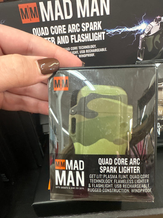 MAD MAN QUAD CORE ARC SPARK LIGHTER - CAMO