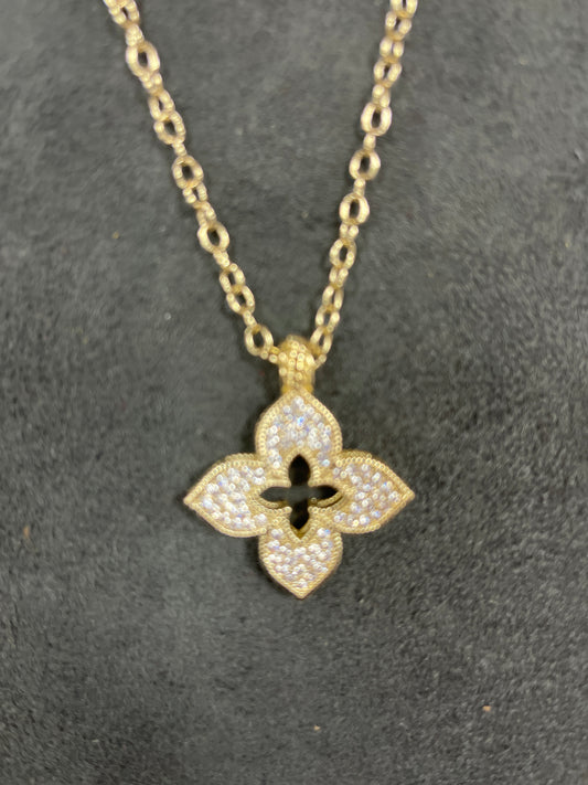 GOLD CHAIN W/LARGE PAVE CLOVER PENDANT