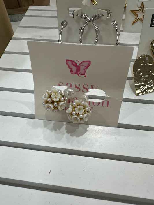 FLORAL DOUBLE PEARL EARRINGS