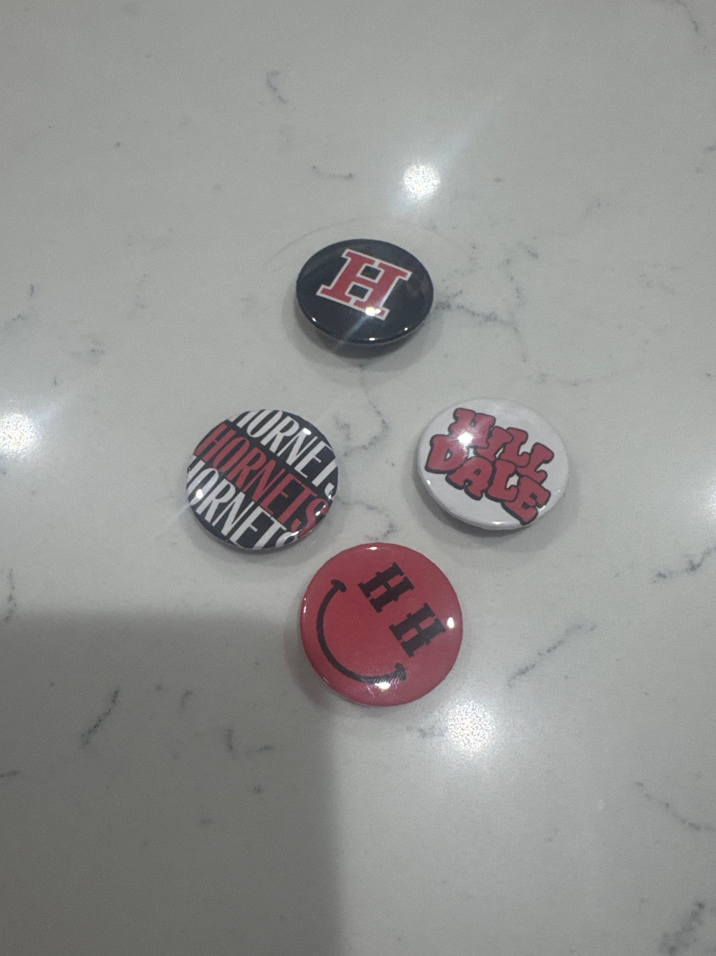 HILLDALE PIN BUTTON - SMALL