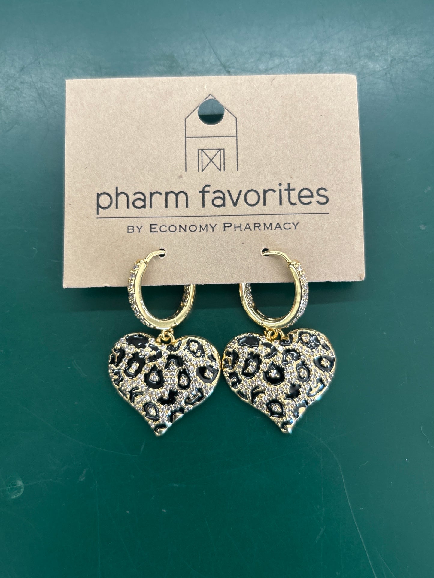 LEOPARD CRYSTAL HEART HUGGIES - SILVER