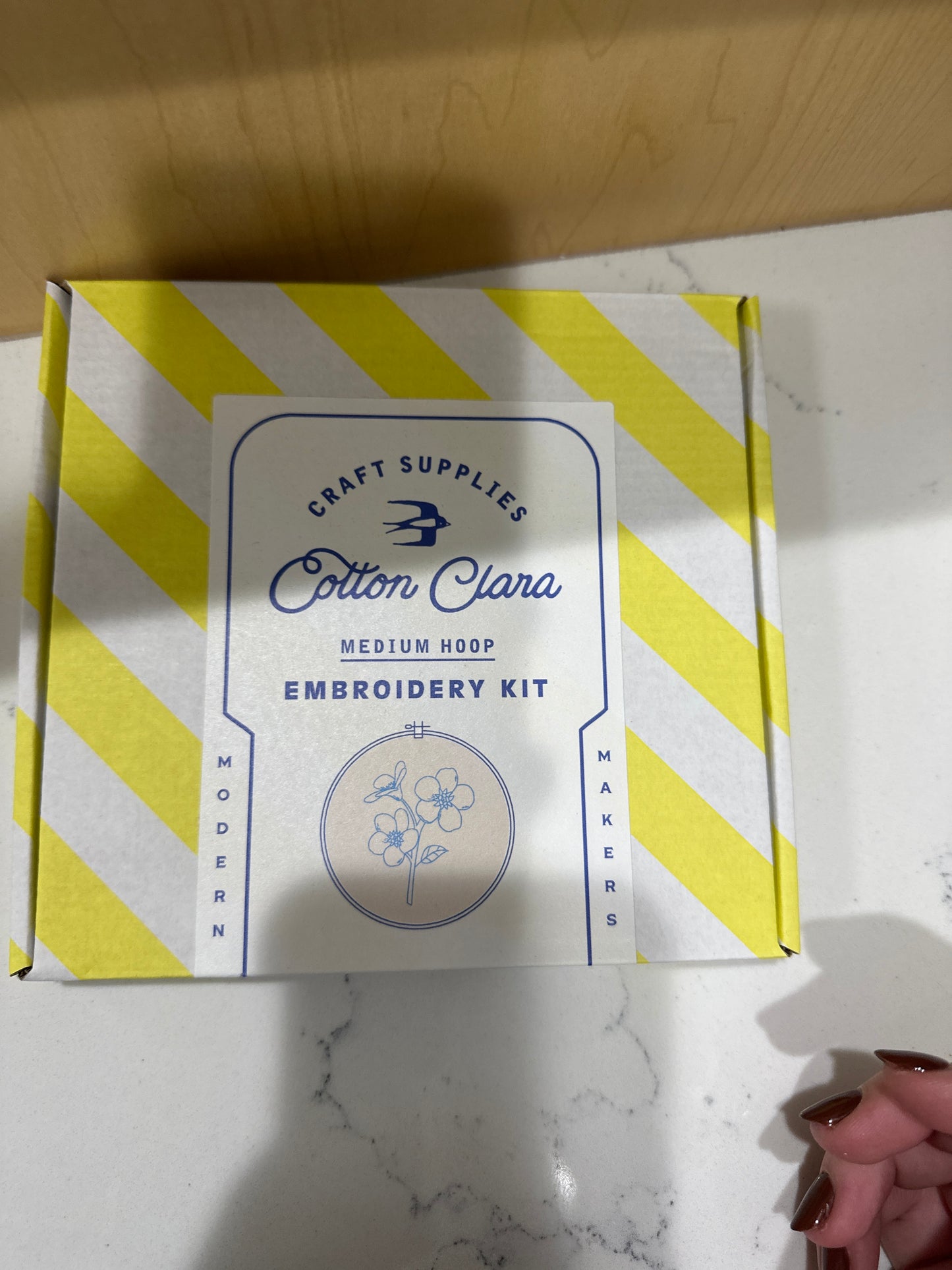 EMBROIDERY HOOP KIT - FLORAL