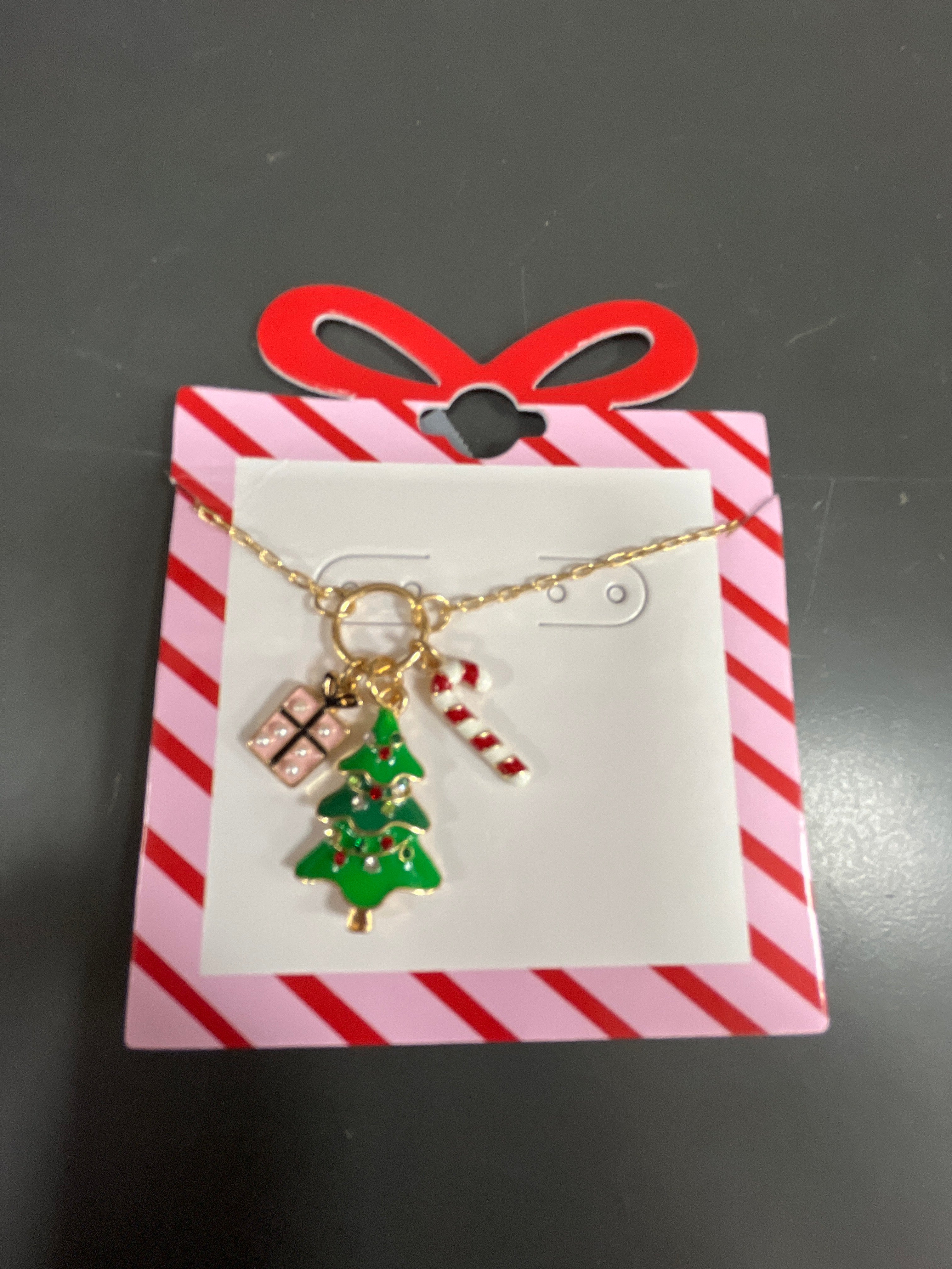 CHRISTMAS THEME CHARM NECKLACE