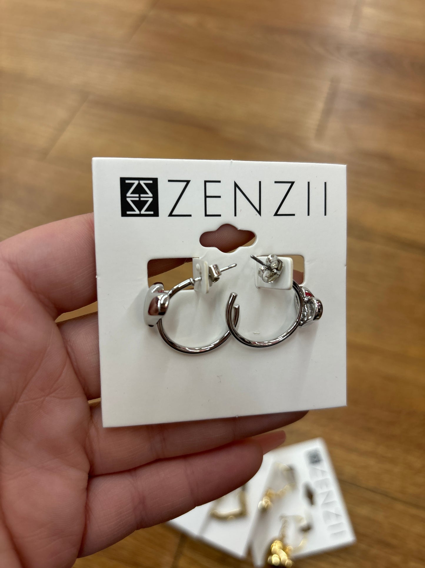 SMALL SOLID HEART HOOP EARRINGS - SILVER