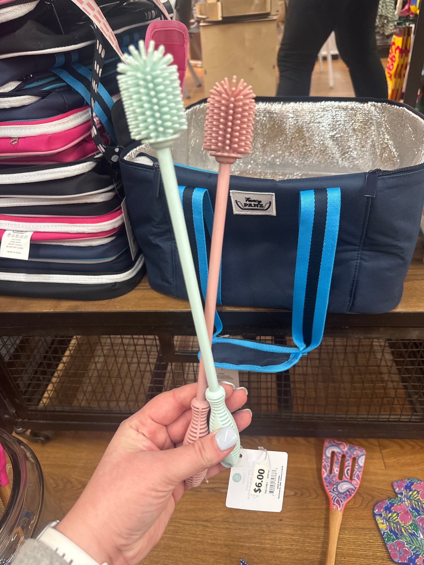 SILICONE BOTTLE SCRUB BRUSH