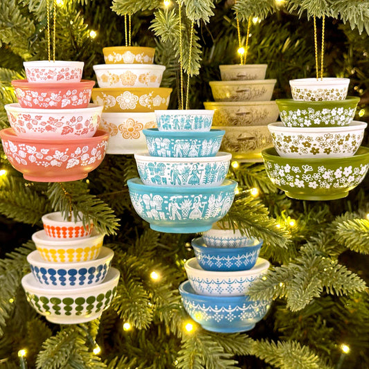 MINI PYREX-INSPIRED BOWL ORNAMENT - RETRO CHRISTMAS DECOR