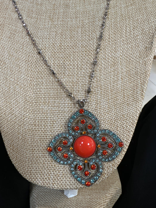 MARIANA PENDANT NKLC - SLVR - W/BLU/ORNG CRYSTALS