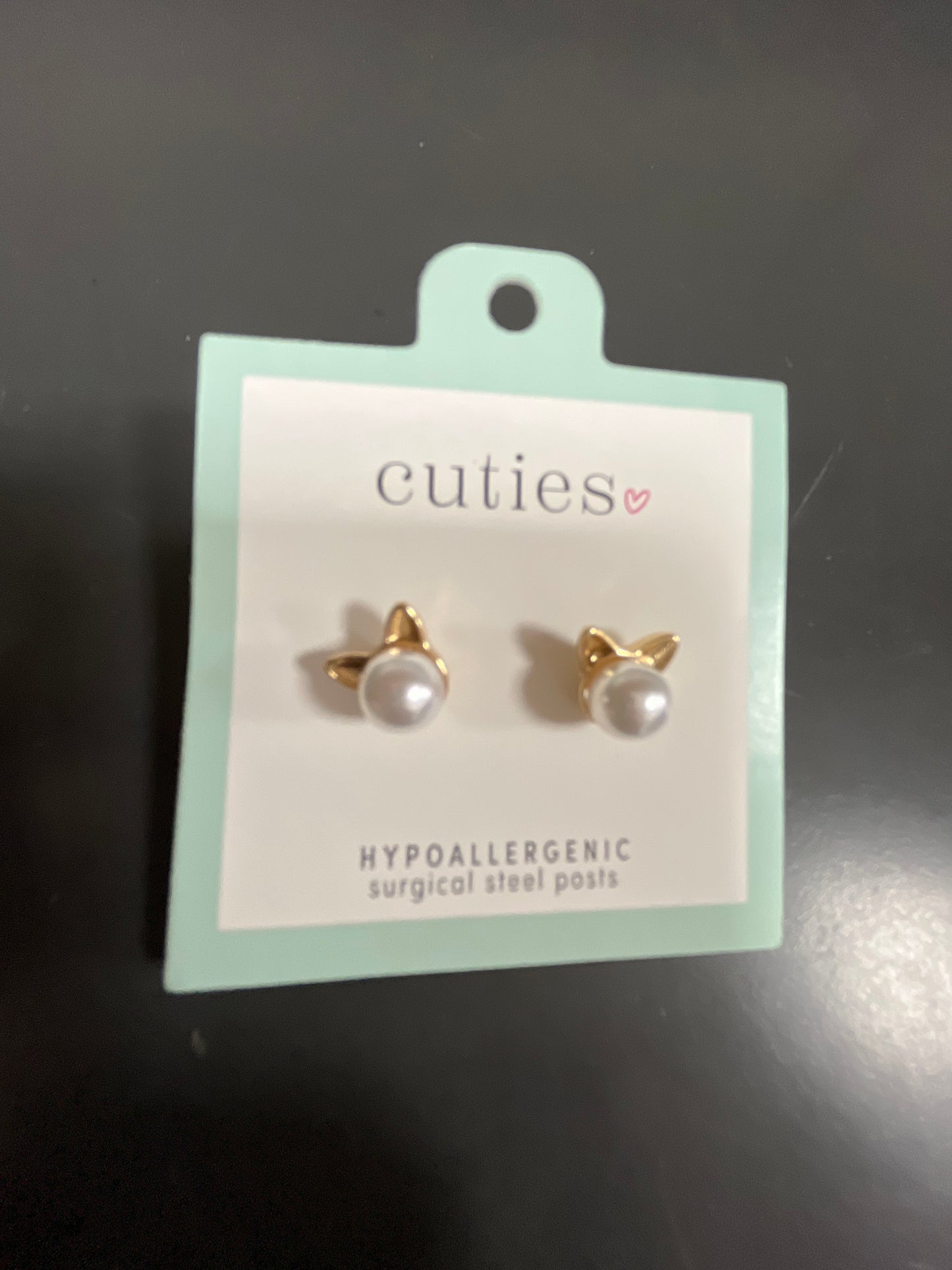 GOLD KITTIES WITH PEARLS EARRINGS
