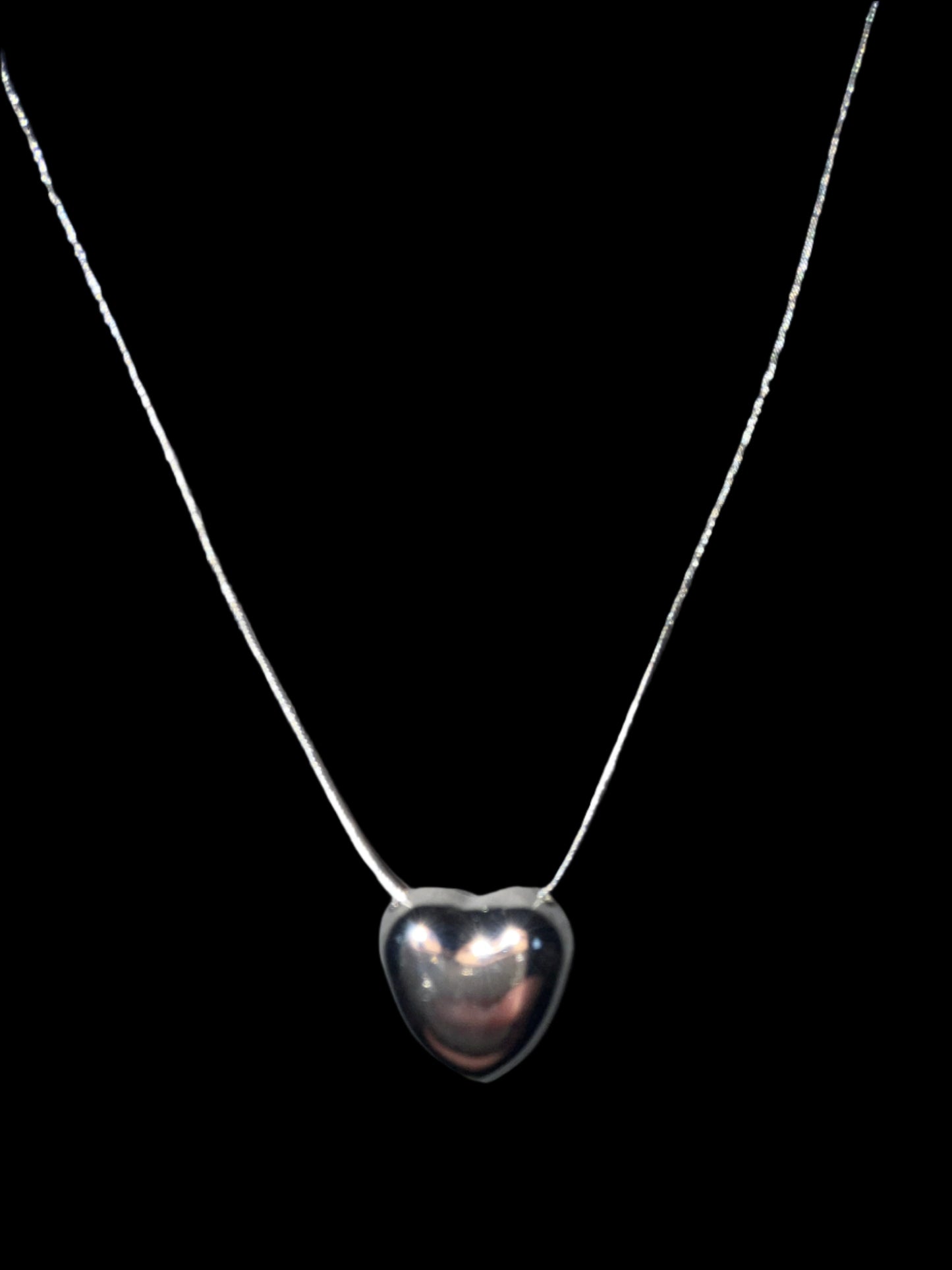 SILVER HEART NECKLACE