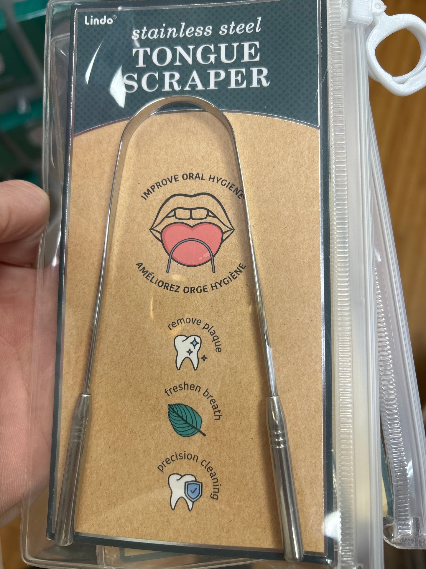 TONGUE SCRAPER