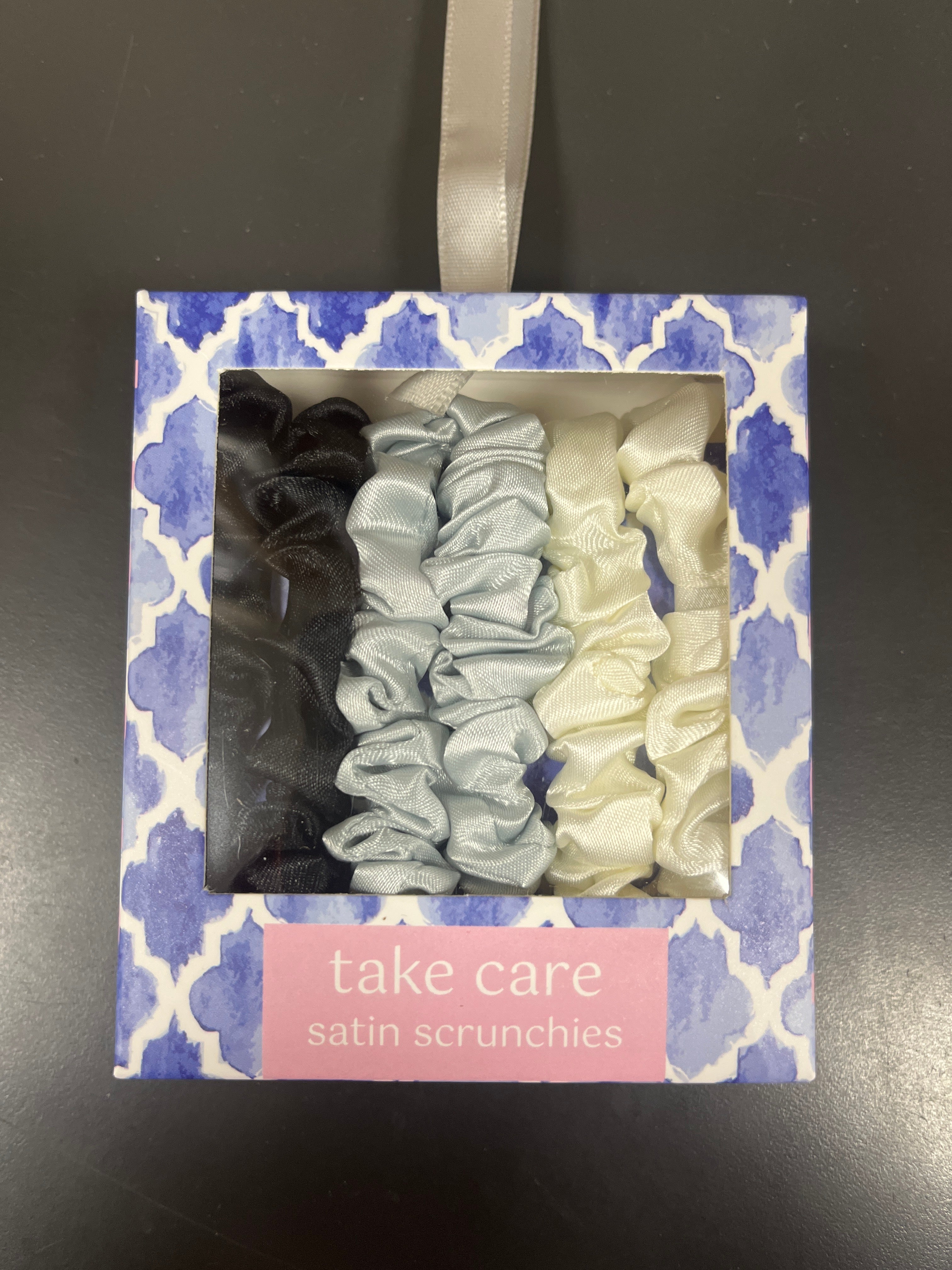 CRUSH TAKE CARE SATIN SCRUNCHIES
