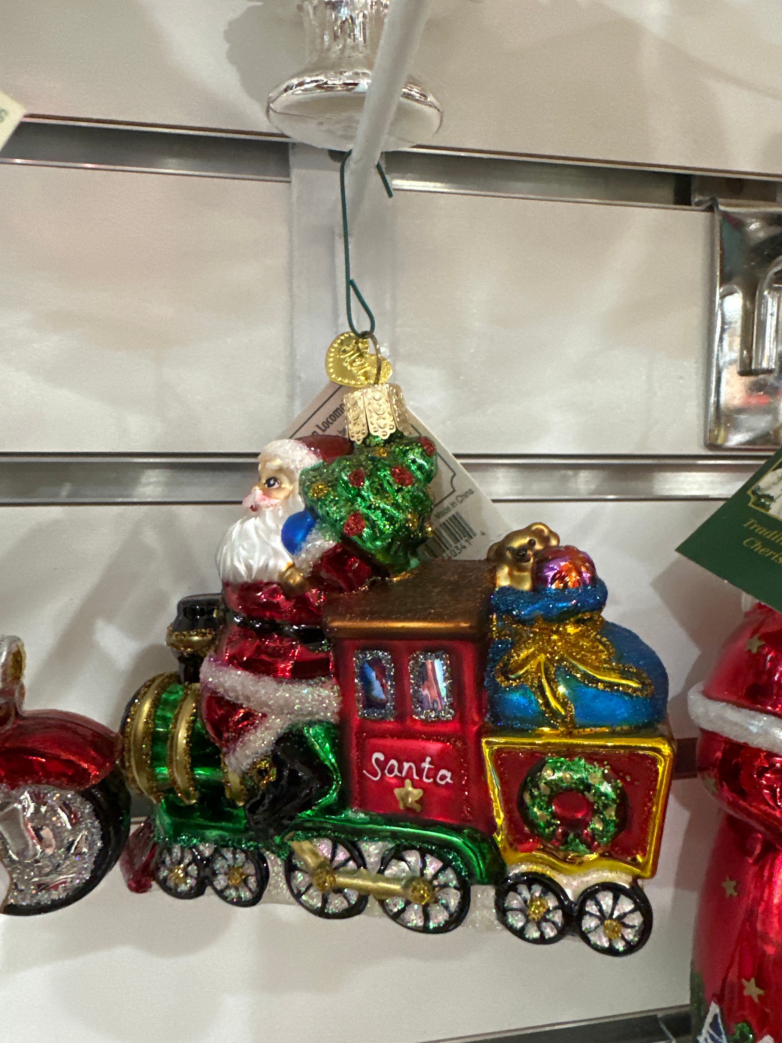 CHRISTMAS ORNAMENT - SANTA ON LOCOMOTIVE