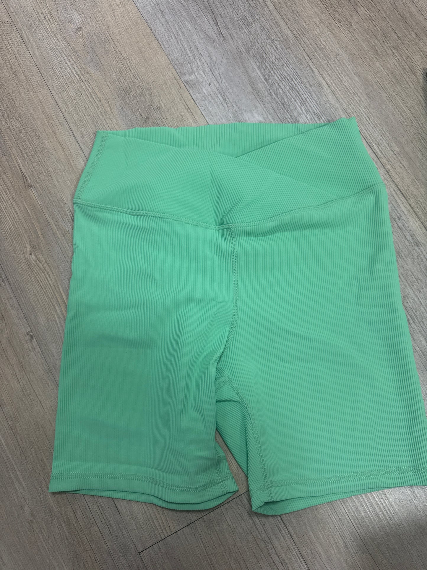 DIGITAL GREEN RIBBED BIKER SHORTS