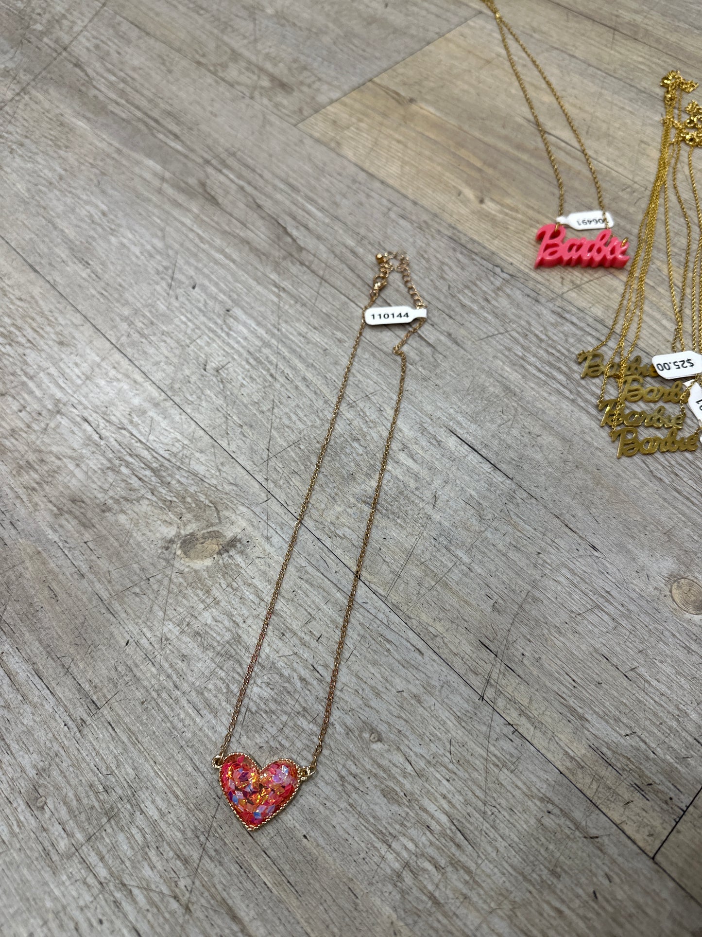 HANA HEART CONFETTI NECKLACE - RED MULTI