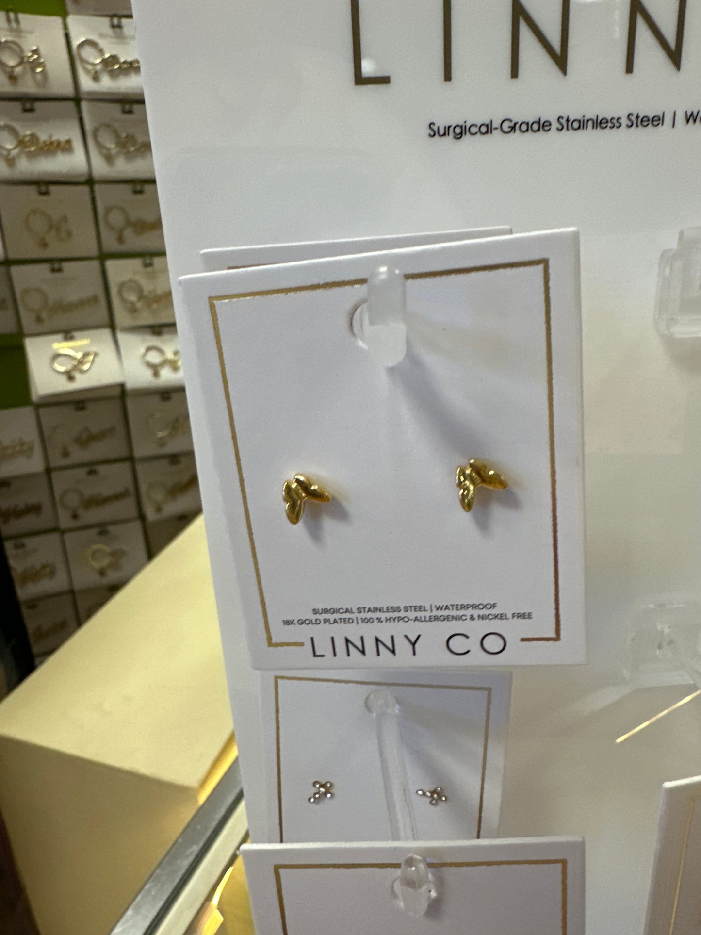 SM GOLD BUTTERFLY STUDS