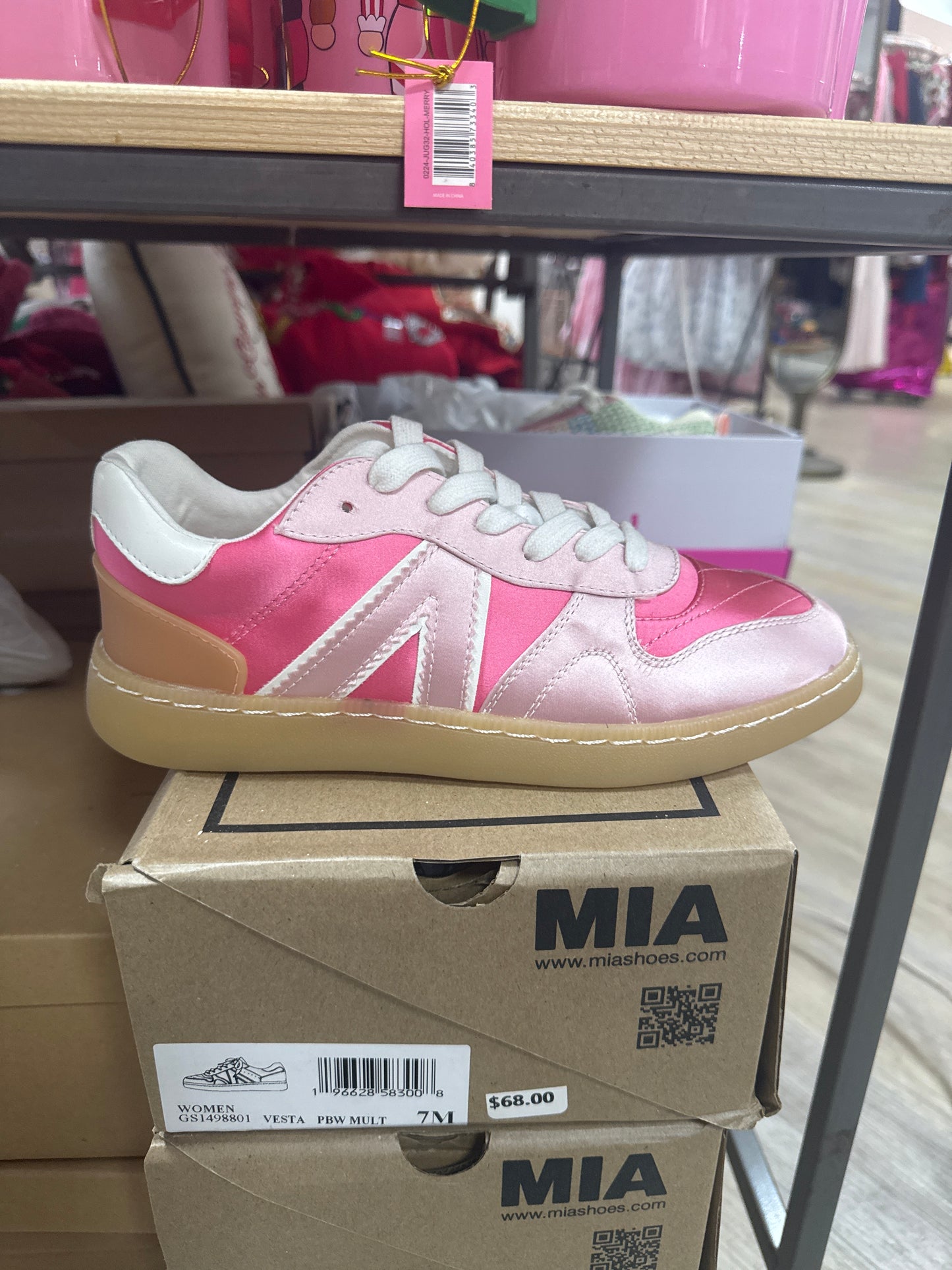 VESTA SNEAKERS - PINK BLUSH WHITE - SIZE 7 - Pharm Favorites by Economy Pharmacy