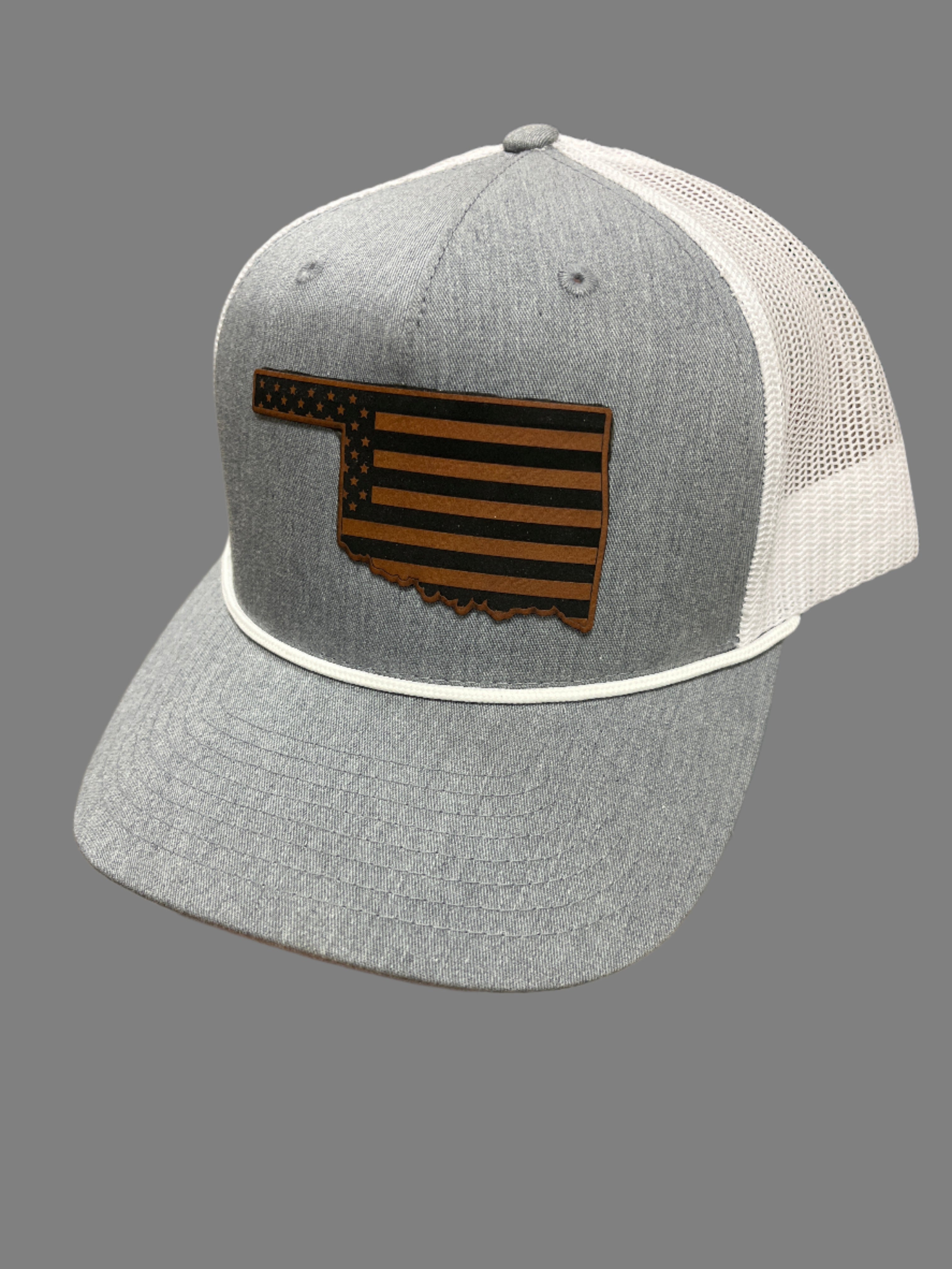 GRAY & WHITE HAT WITH OKLAHOMA FLAG PATCH