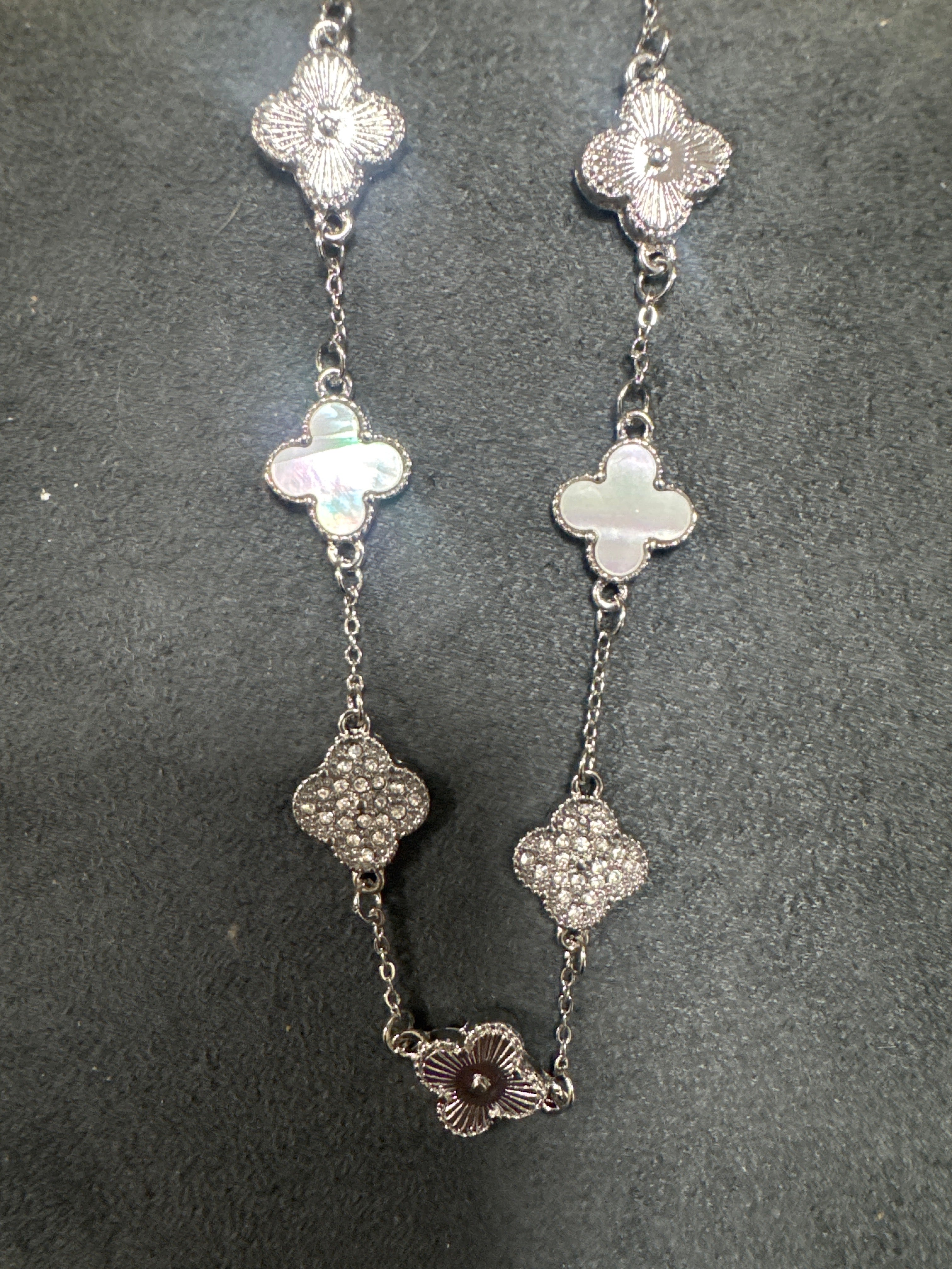 SILVER NECKLACE W/IVORY & CRYSTAL CLOVERS