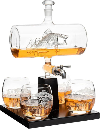 DECANTER - BASS FISH W/STAND & 4 GLASSES
