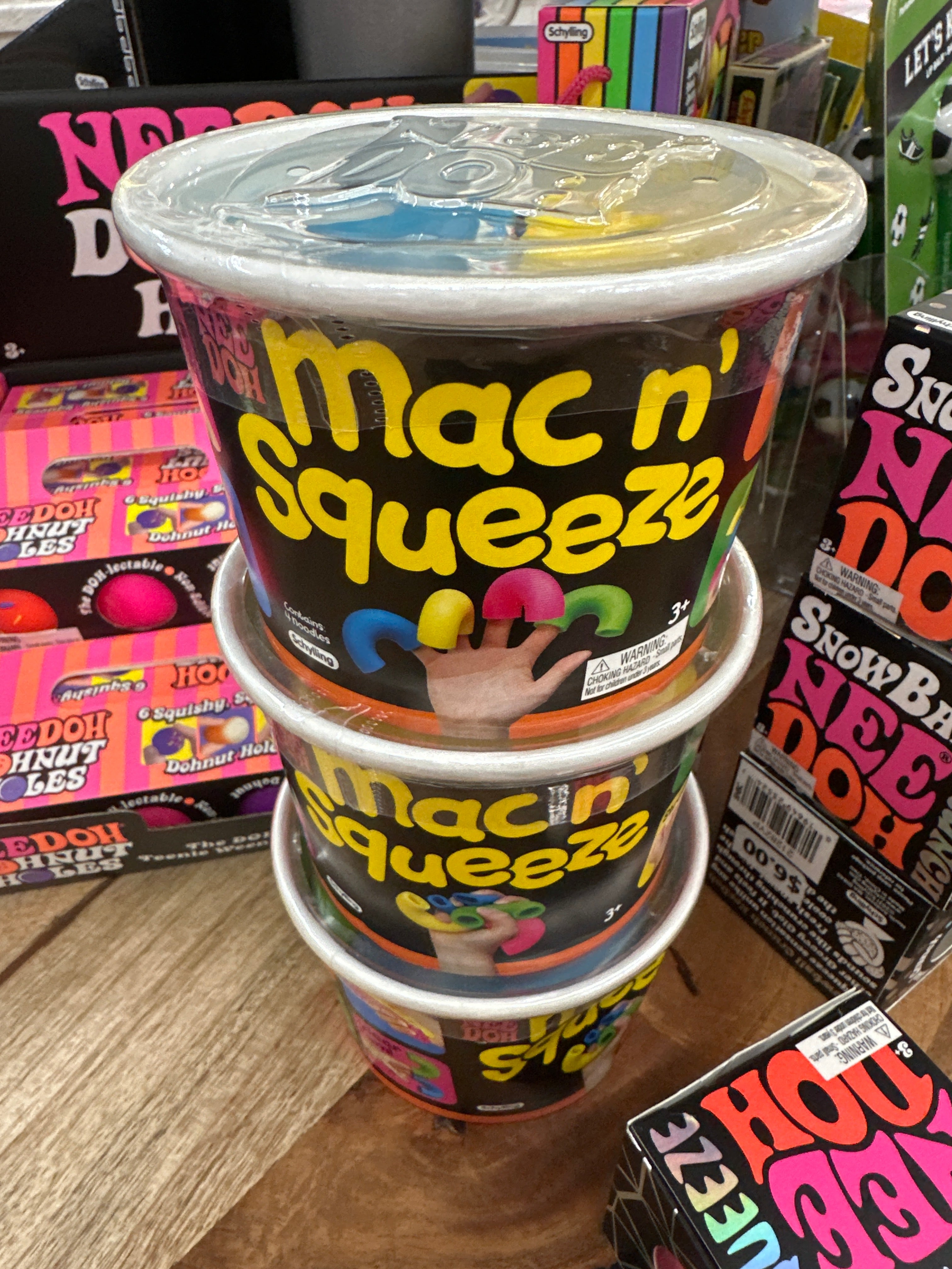 MAC N SQUEEZE NEE DOH