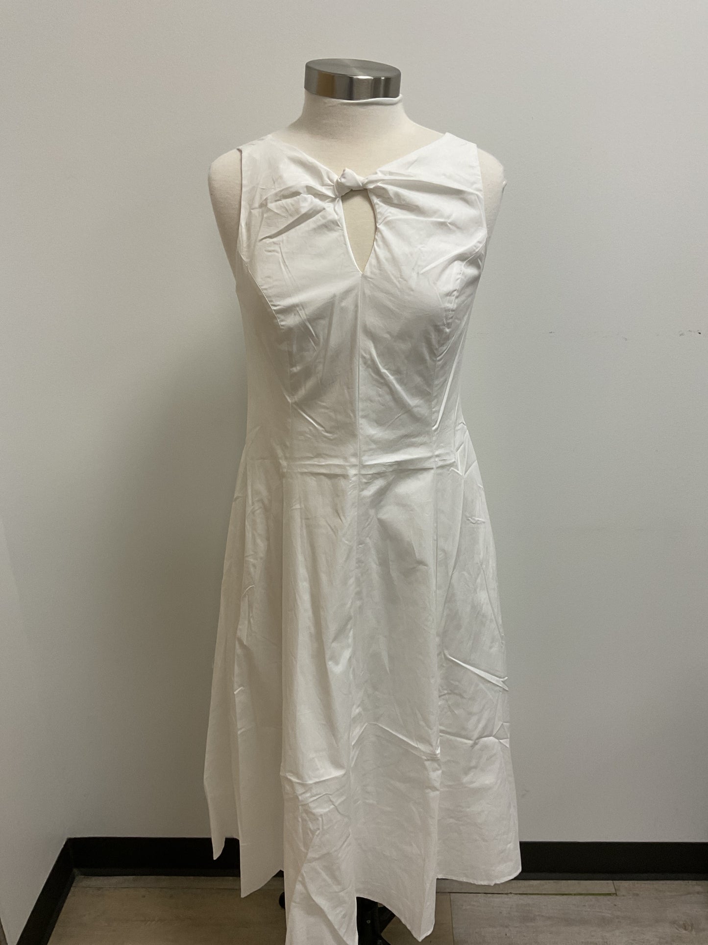 WHITE POPLIN KEYHOLE MIDI DRESS