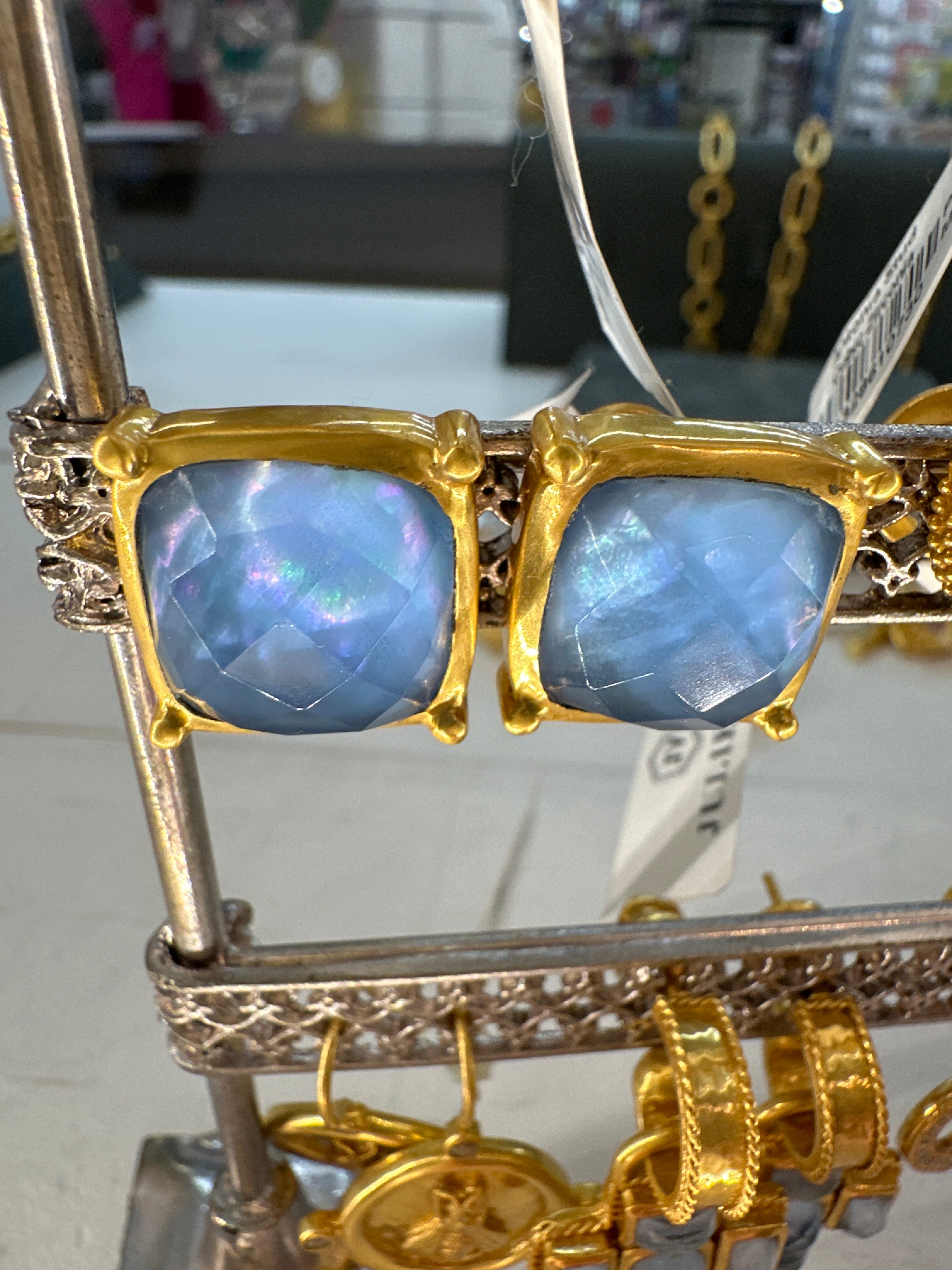 ANTONIA STATEMENT STUD IRD CHALCEDONY BLUE