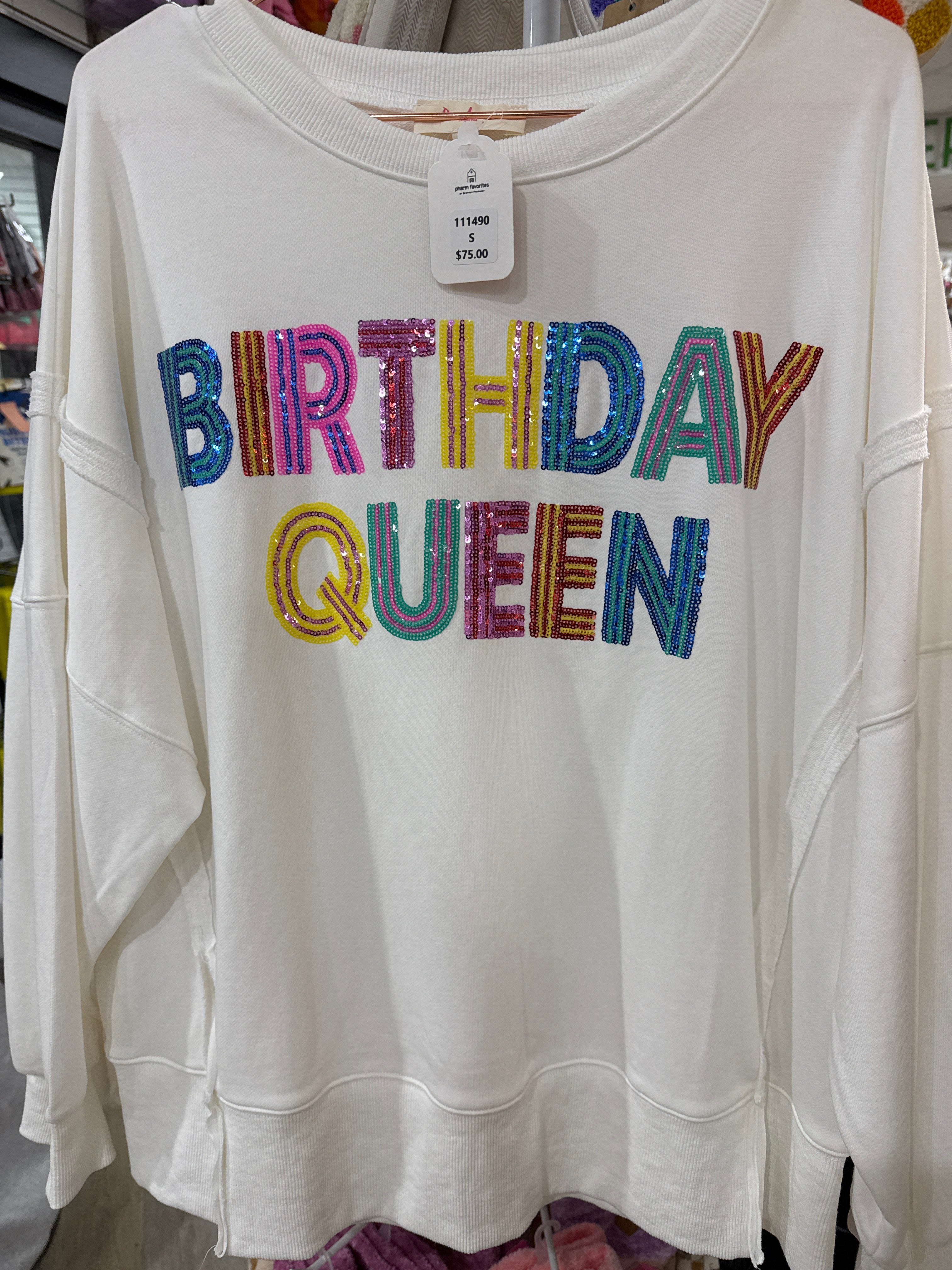 BIRTHDAY QUEEN OVERSIZED WHITE SWEATSHIRT