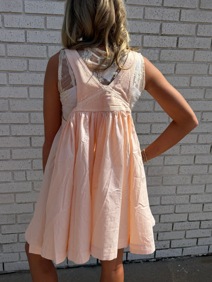 SALMON OVERALL STYLE FLOWY DRESS