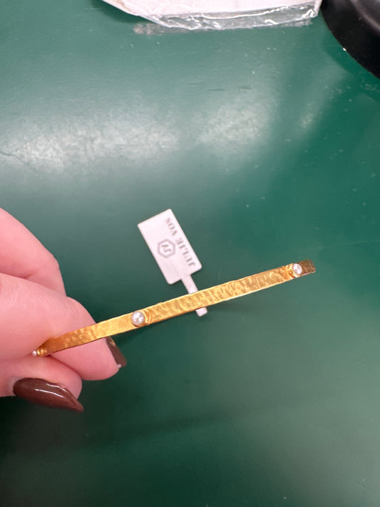 CRESCENT BANGLE GOLD PEARL - M