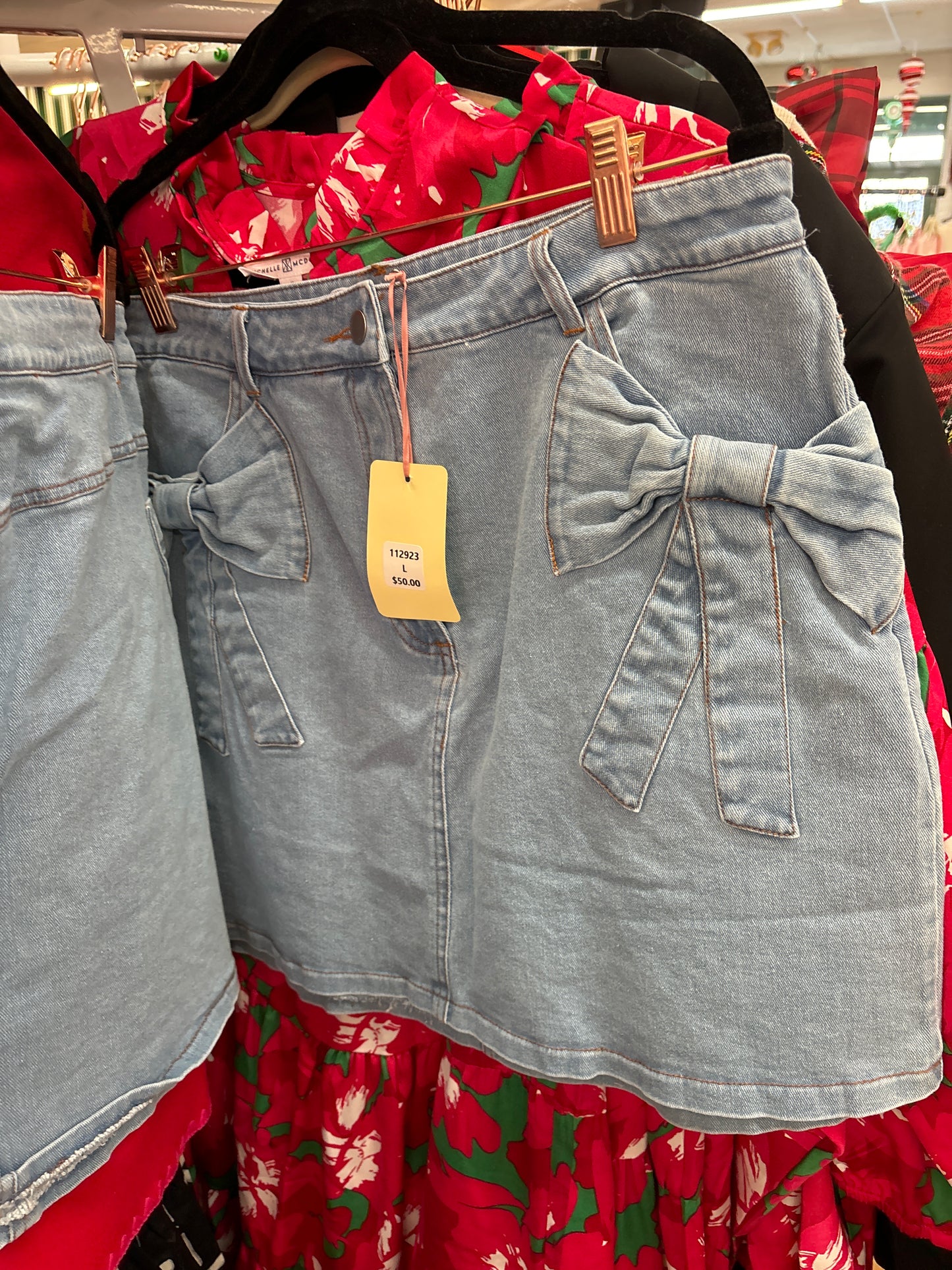 DENIM SKIRT W/BOWS - L