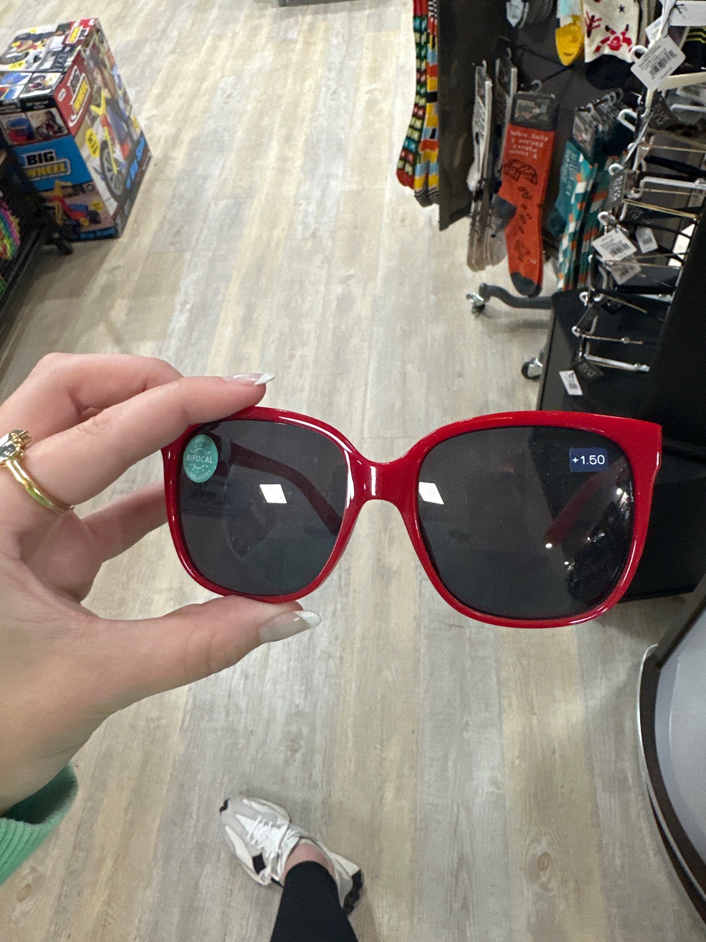PALISADES SUN RED - +2.00