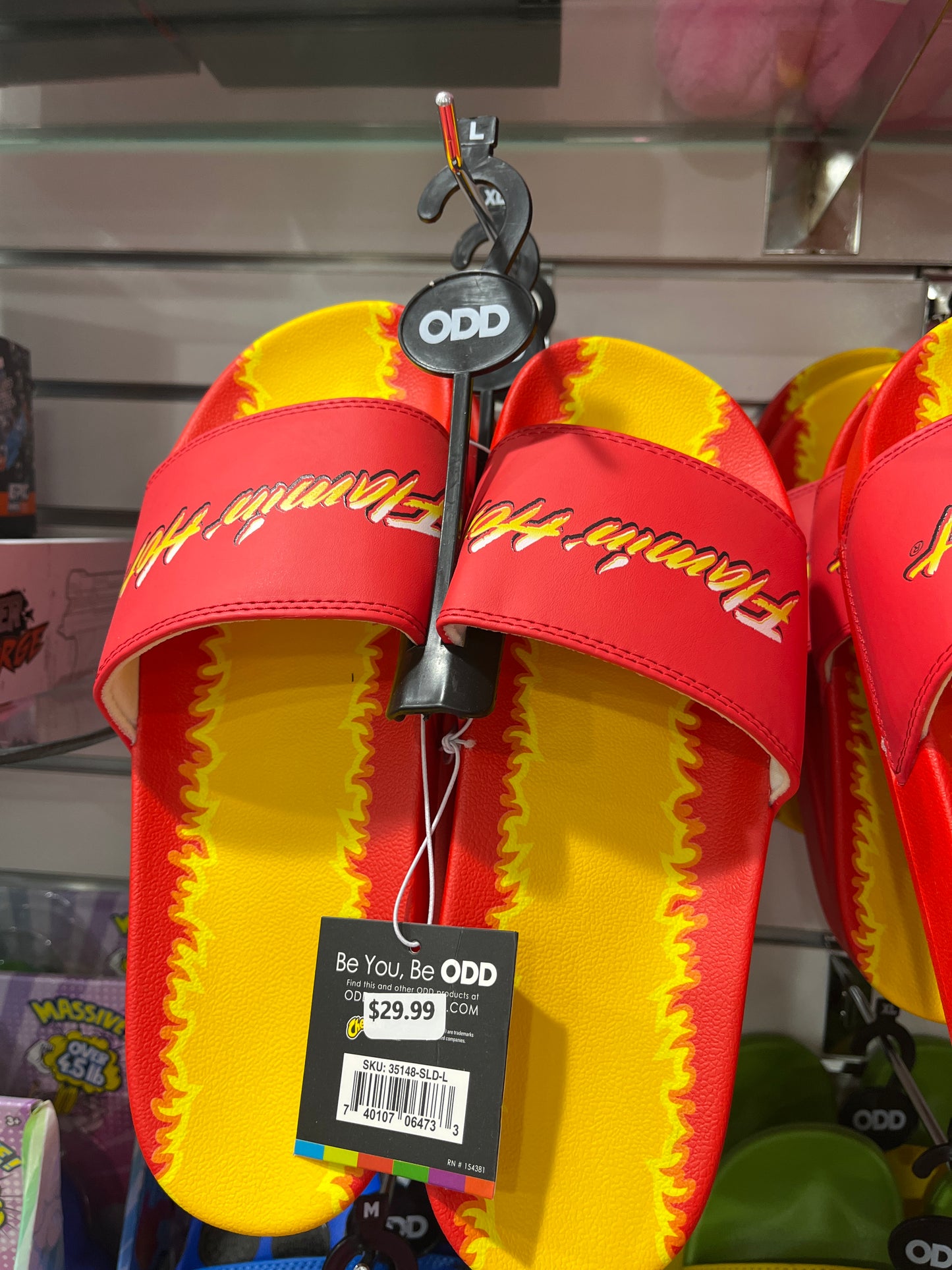 ODD SLIDES - FLAMIN HOT CHEETOS - L