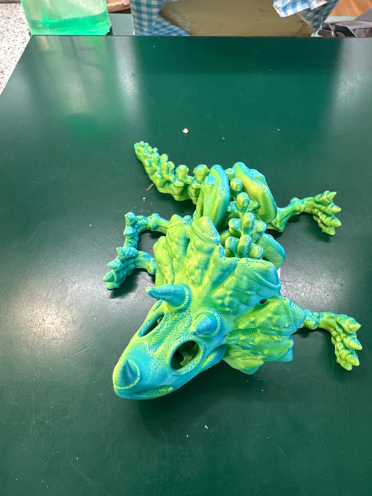 FANTASY PETS - SKELETAL TRICERATOPS - MEDIUM