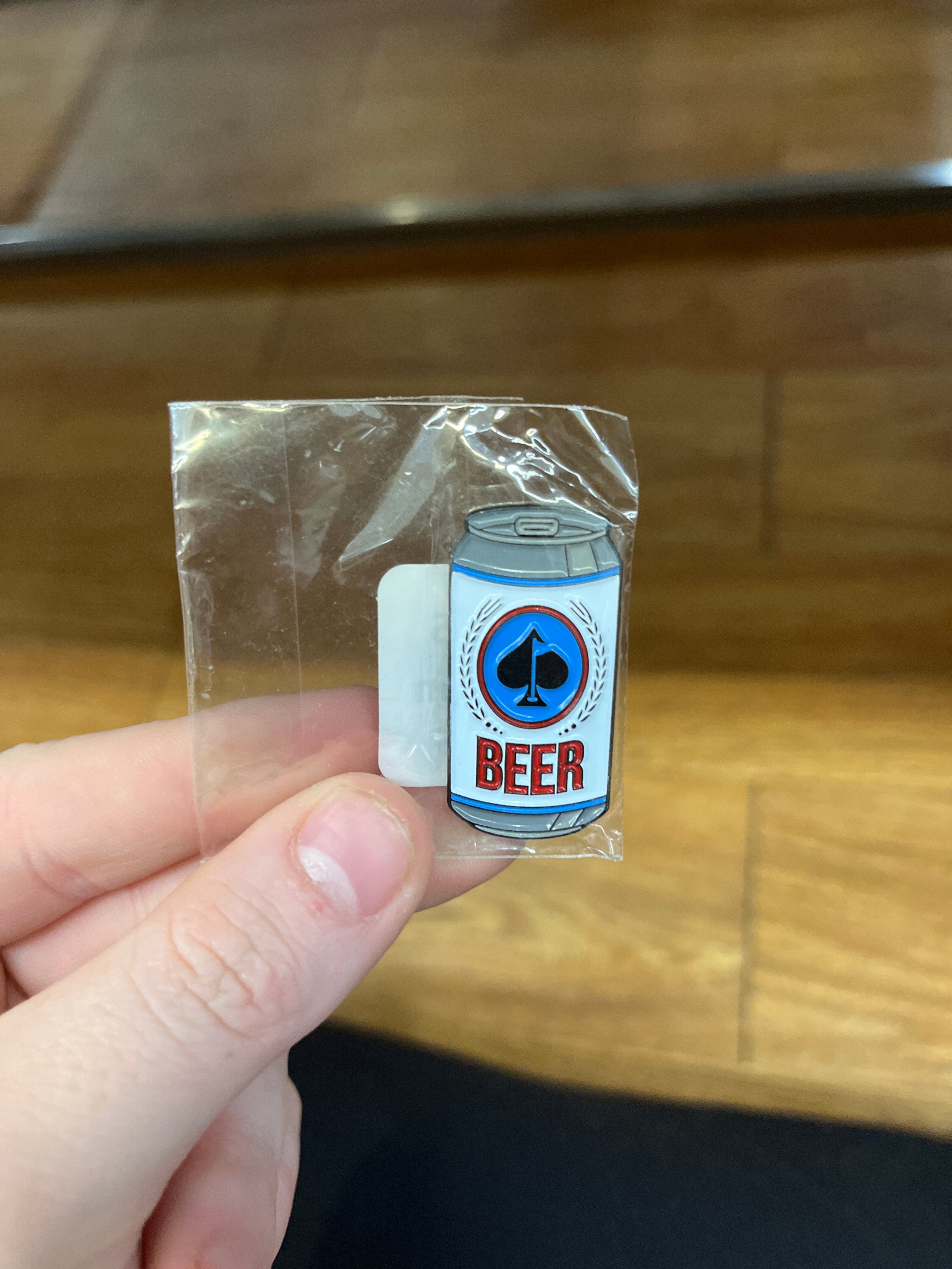 BALL MARKER - BEER CAN