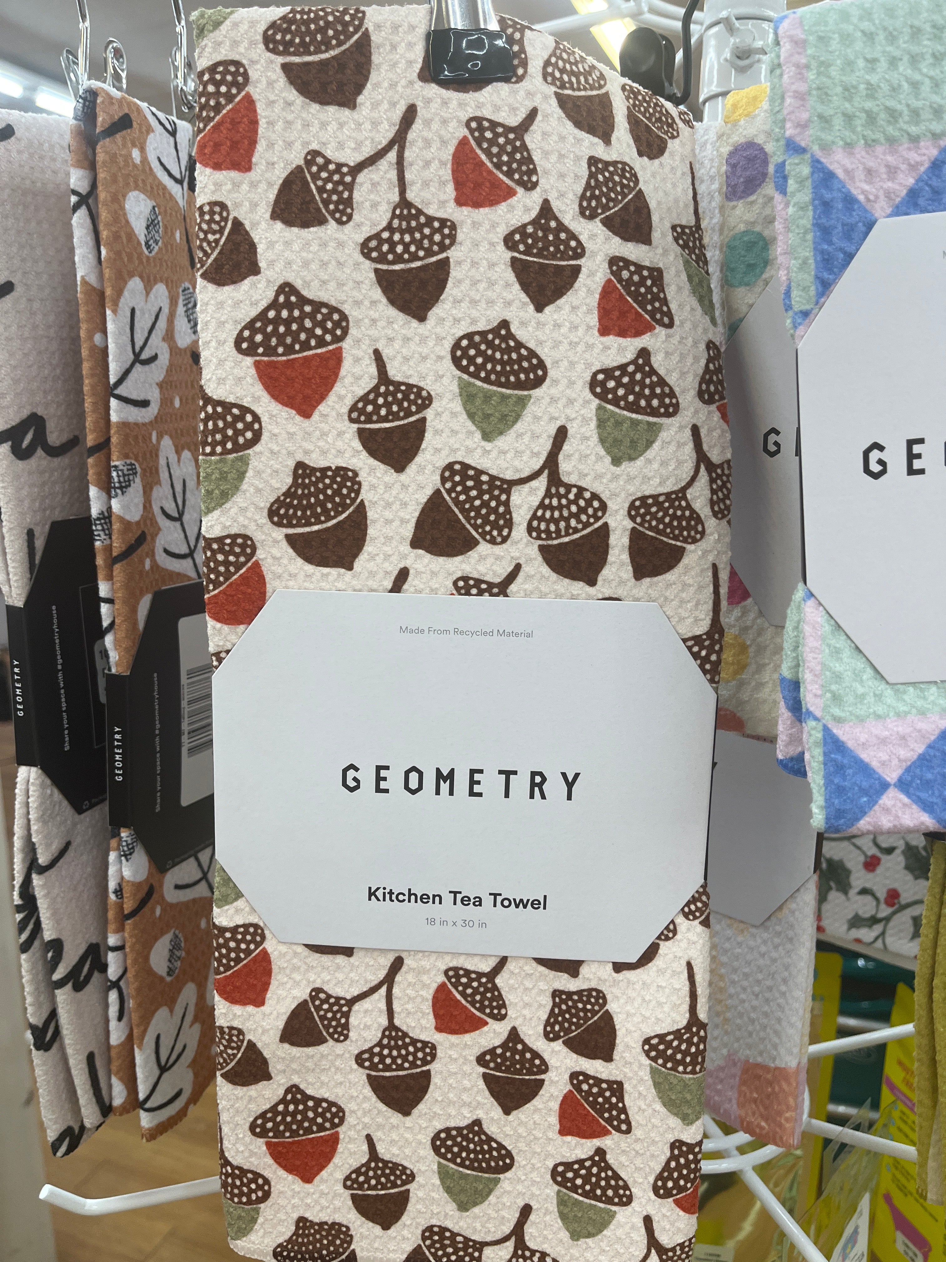 KITCHEN TEA TOWEL - ACORN ABUNDANCE