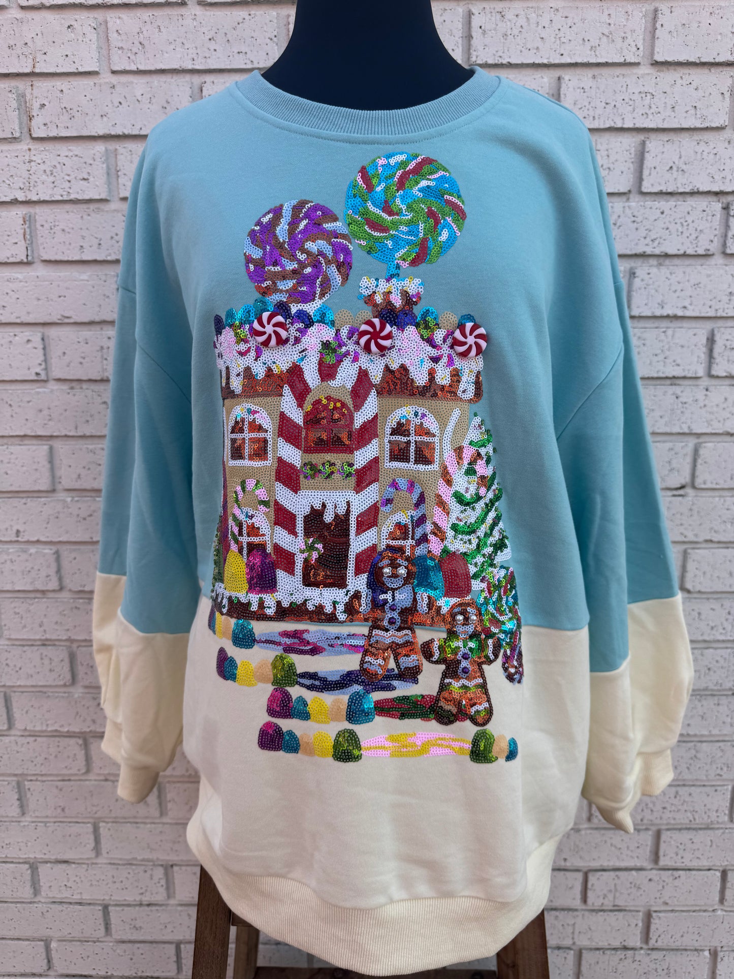 Light Blue/Beige Gingerbread House Scene Sweatshirt