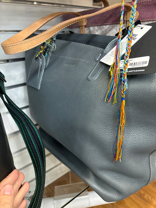 DALLY TOTE - KEANU