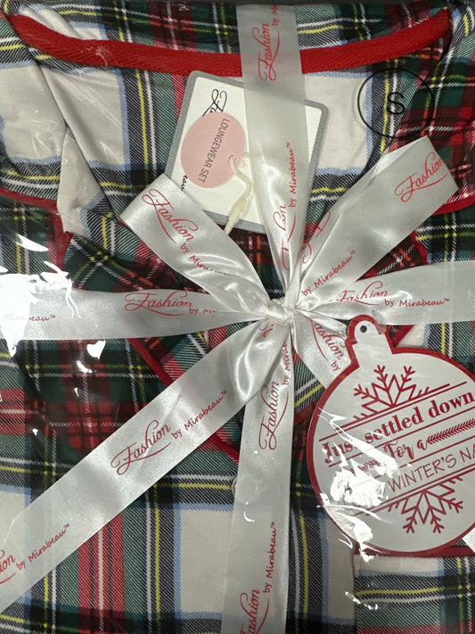 VICTORIA CHIC WHITE PLAID BUTTON DOWN LOUNGEWEAR SET