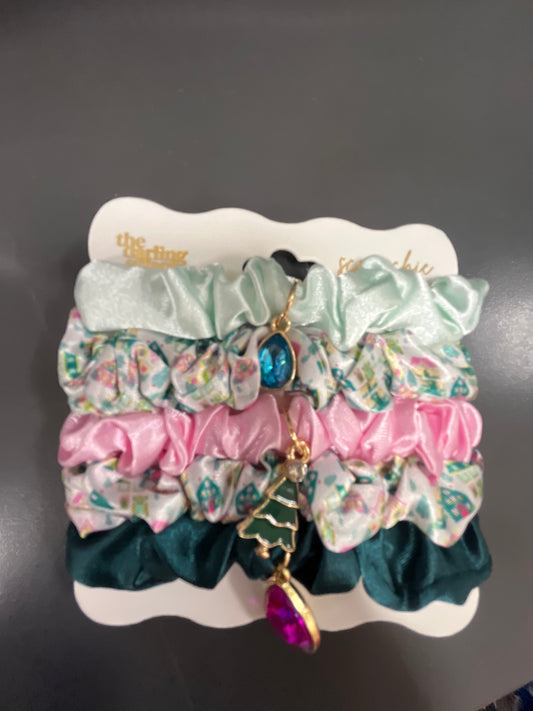 SCRUNCHIE CHARM SET