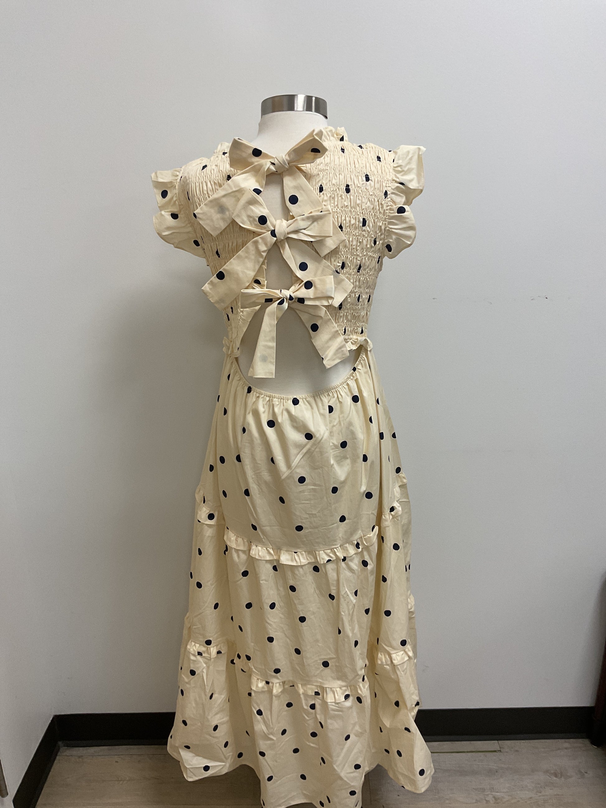 CREAM/NAVY POLKA DOT SMOCKING DETAIL MAXI DRESS