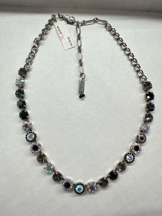 MARIANA NECKLACE - BLK STONES FLOWERS