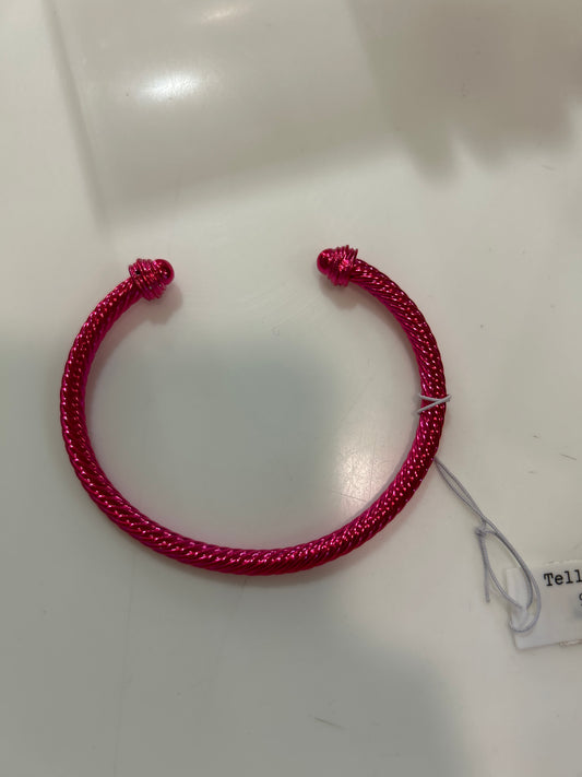 YORKSHIRE CABLE BRACELET - FUSCHIA