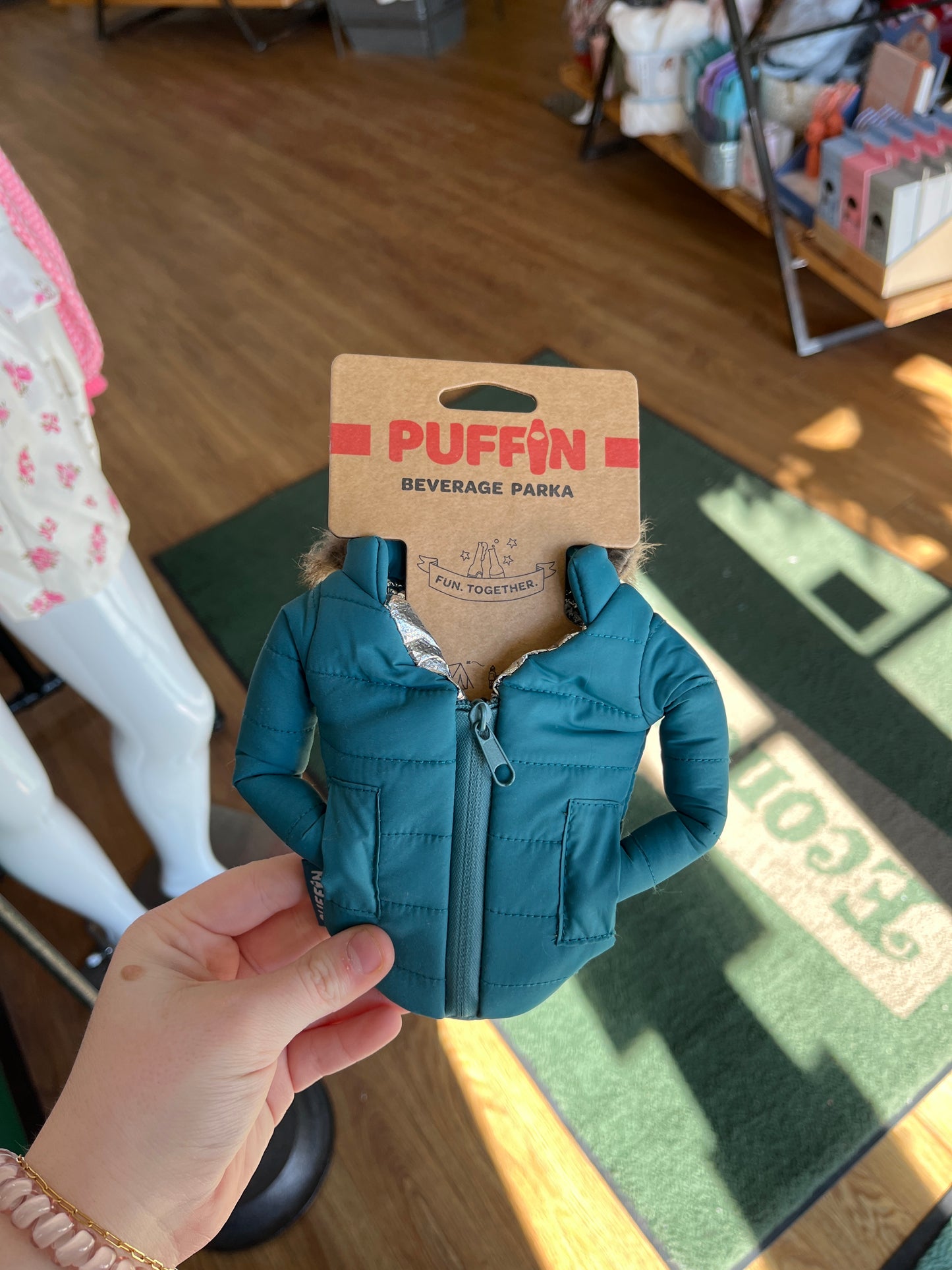 TEAL BEVERAGE PARKA