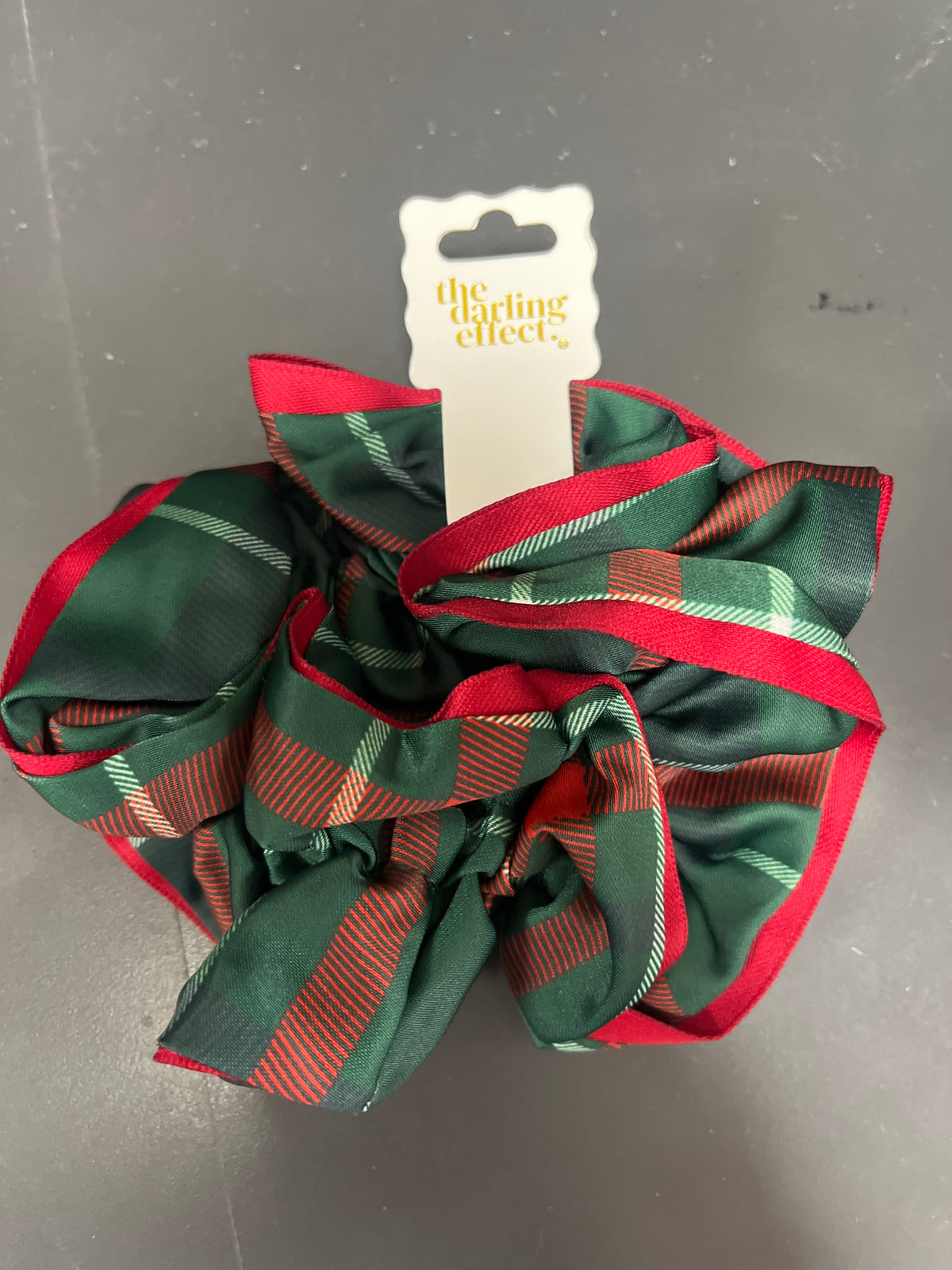 RUFFLE UP SCRUNCHIE